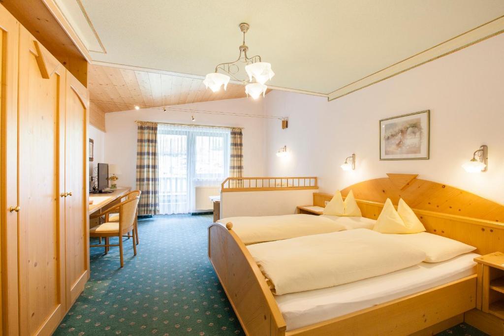 Hotel & Appartements Alpenresidenz Viktoria Neustift im Stubaital Habitación foto